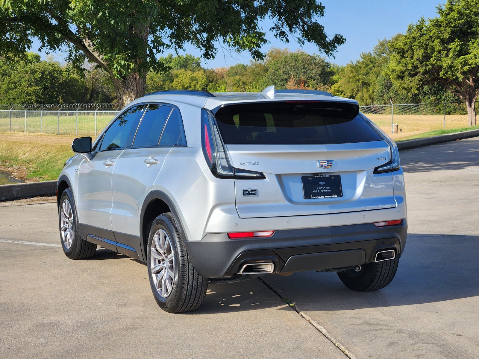 Used 2021 Cadillac XT4 Sport FWD image 4
