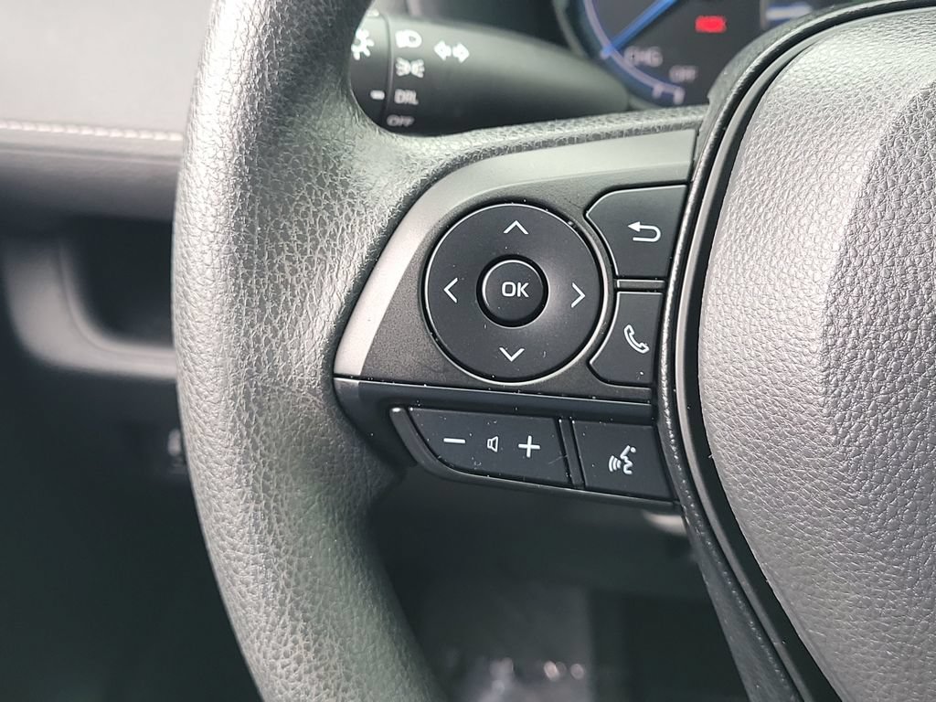 Certified 2024 Toyota RAV4 LE AWD/4WD image 9