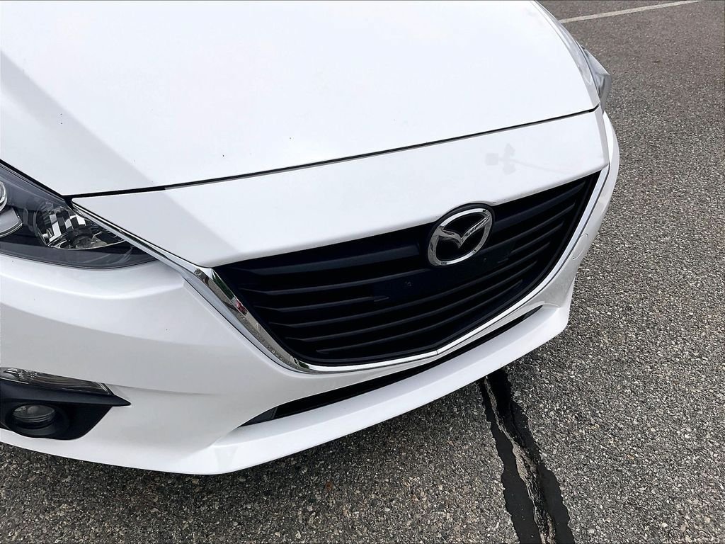 Used 2016 MAZDA MAZDA3 i Touring w/ Popular Equipment Package FWD image 29