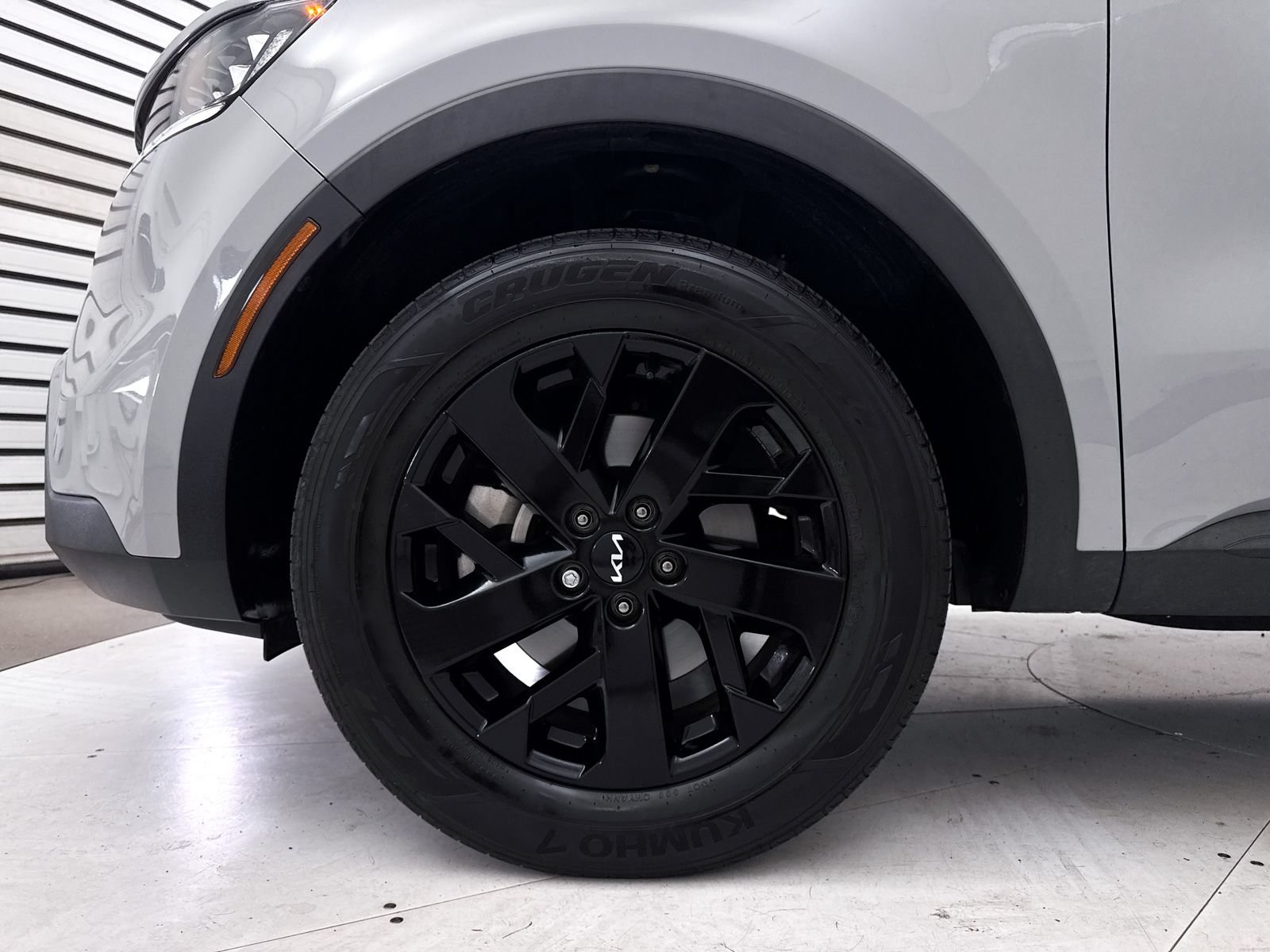 Certified 2023 Kia Sorento S AWD/4WD image 17