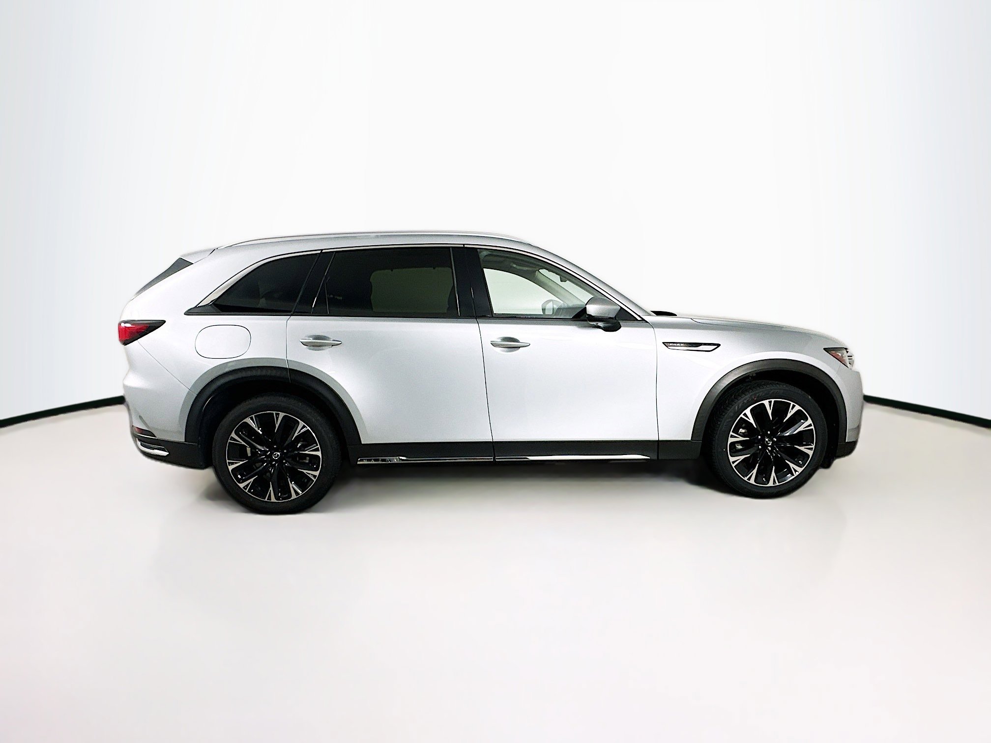 Used 2024 MAZDA CX-90 Plug-In Hybrid w/ Premium Pkg AWD/4WD image 10