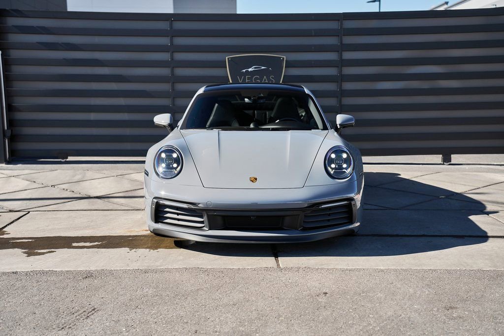 Used 2024 Porsche 911 Carrera S w/ Sport Package image 11