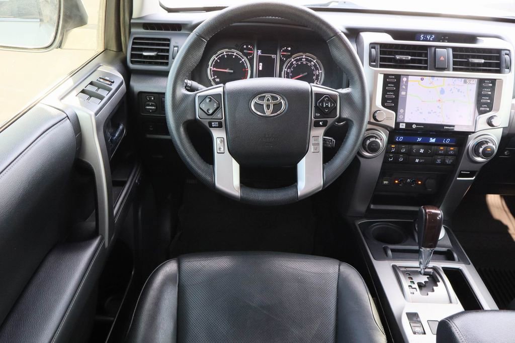 Used 2021 Toyota 4Runner Limited AWD/4WD image 26