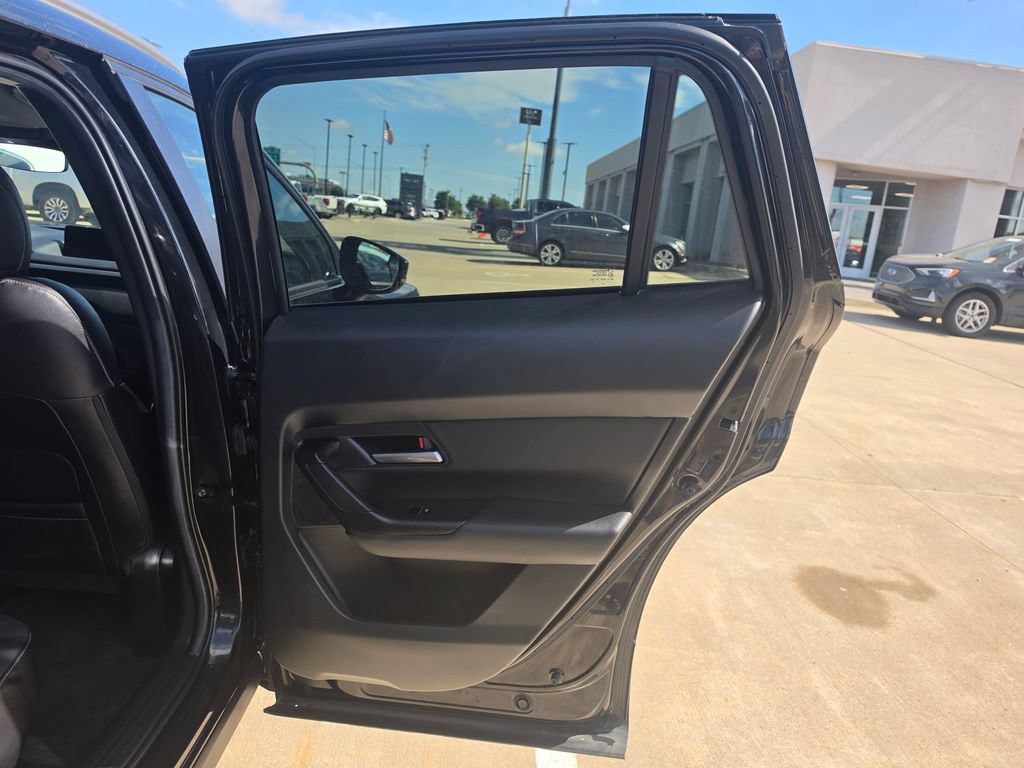 Used 2025 MAZDA CX-50 AWD 2.5 S w/ Preferred Package image 19