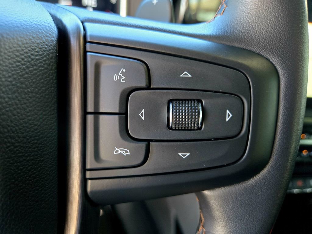 Used 2022 GMC Sierra 1500 AT4 w/ AT4 Premium Package image 16