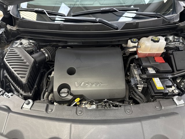 Used 2024 Chevrolet Traverse LT image 34