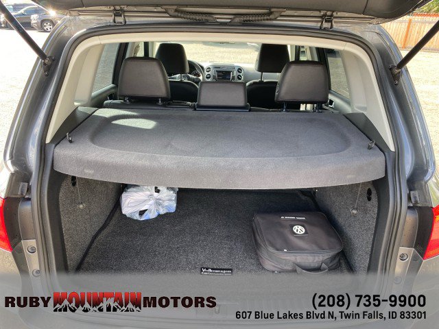 Used 2017 Volkswagen Tiguan S AWD/4WD image 21
