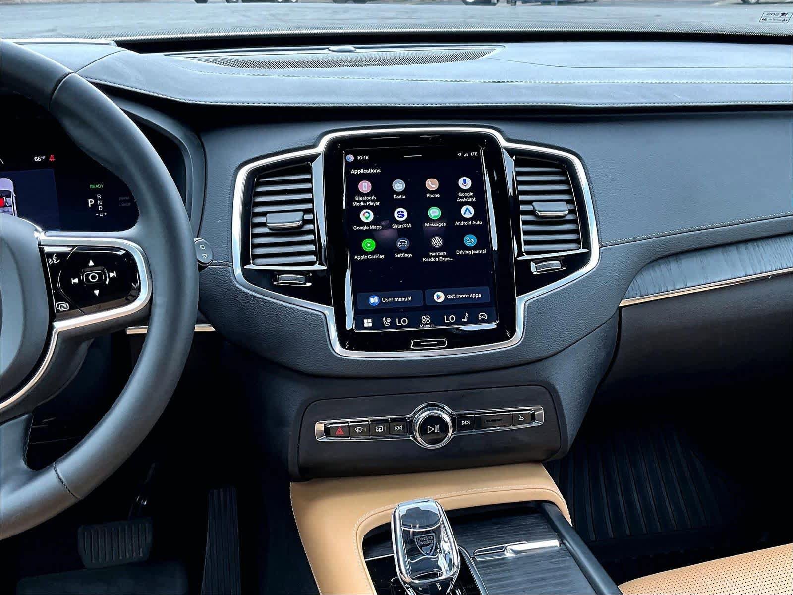 Used 2024 Volvo XC90 T8 Ultimate w/ Protection Package Premier AWD/4WD image 9