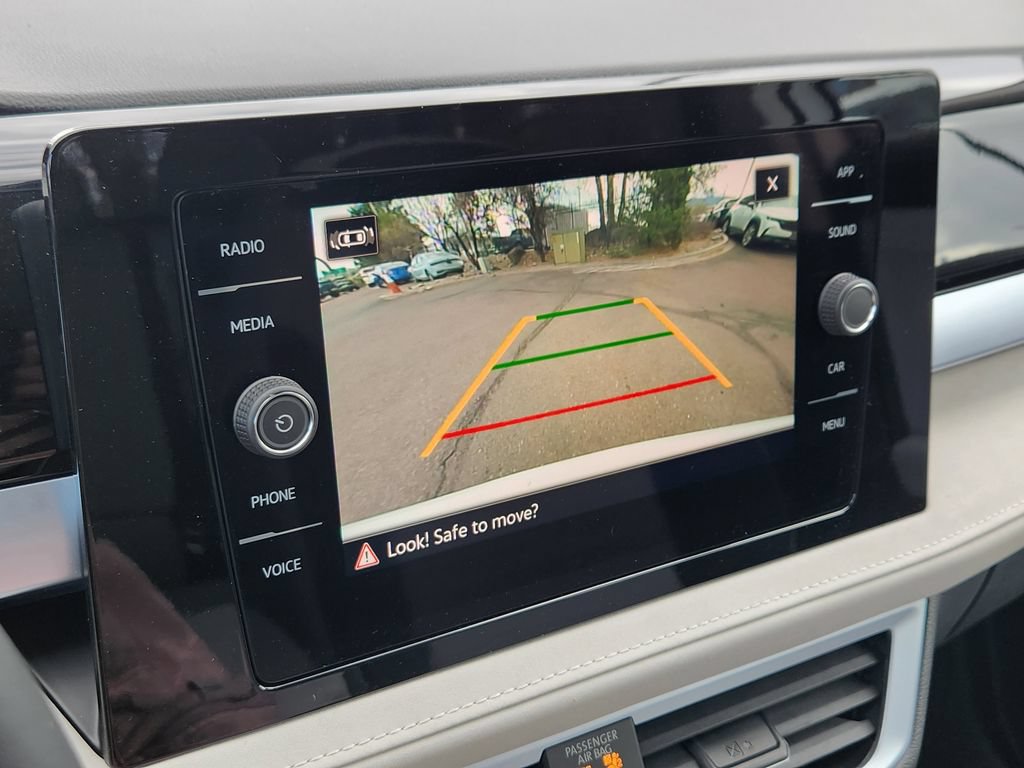 New 2026 Volkswagen Taos SE AWD/4WD image 8