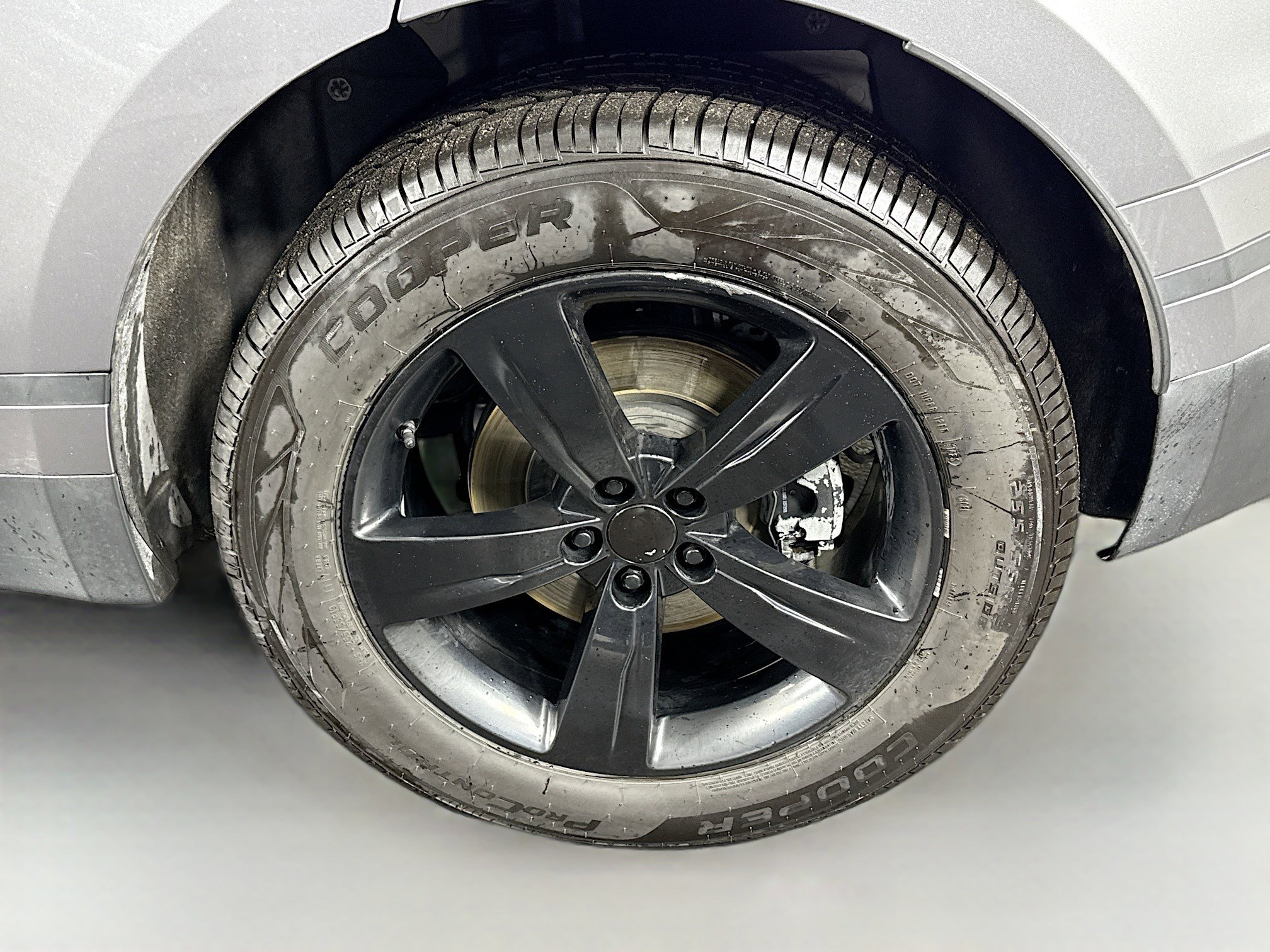 Used 2020 Land Rover Range Rover Velar S image 37