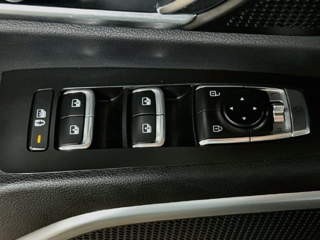 Certified 2023 Kia Telluride EX w/ EX Captain's Chair Package AWD/4WD image 18
