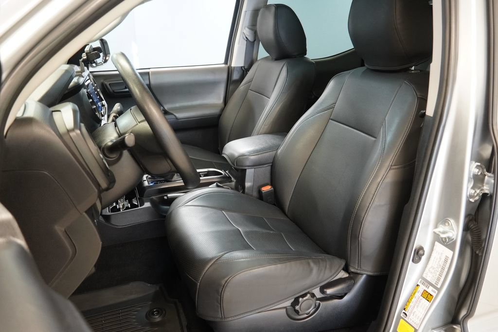 Used 2023 Toyota Tacoma SR AWD/4WD image 3