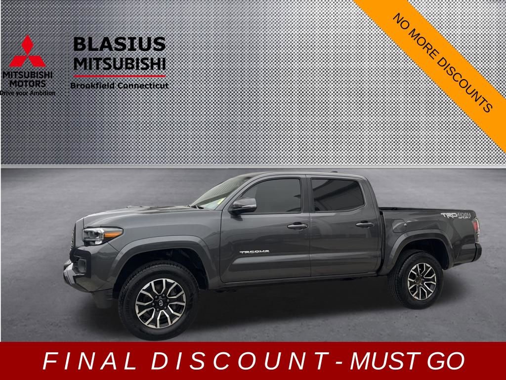 Used 2021 Toyota Tacoma TRD Sport w/ Technology Package image 3