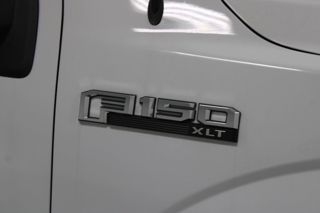 Used 2016 Ford F150 XLT w/ Equipment Group 302A Luxury AWD/4WD image 12