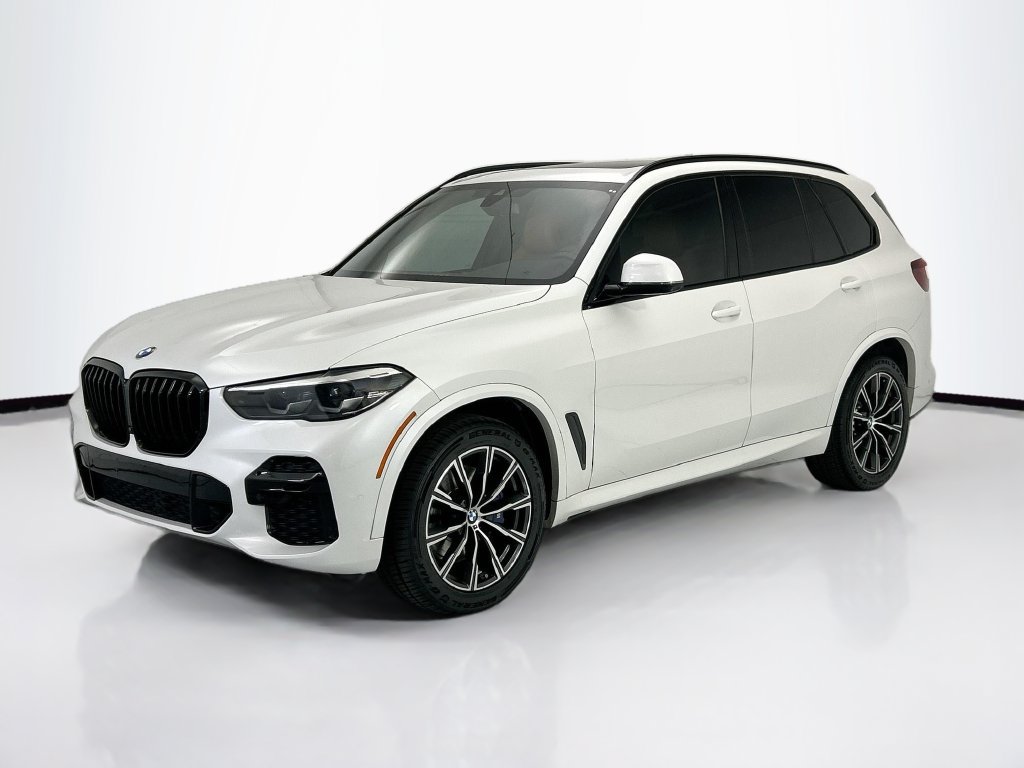 Used 2022 BMW X5 xDrive40i w/ M Sport Package AWD/4WD image 1