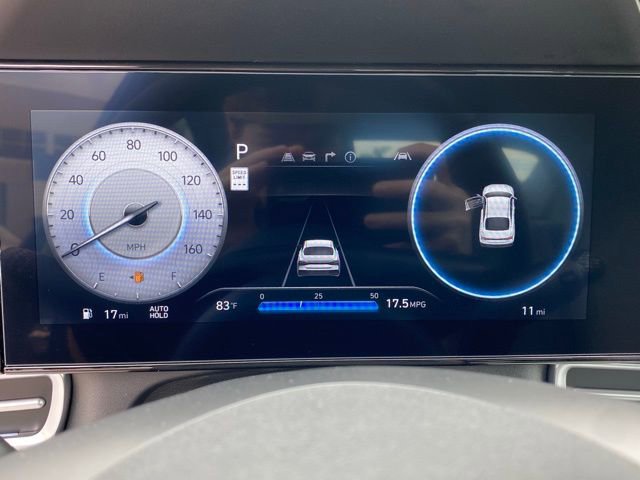 Certified 2025 Hyundai Elantra Limited image 13