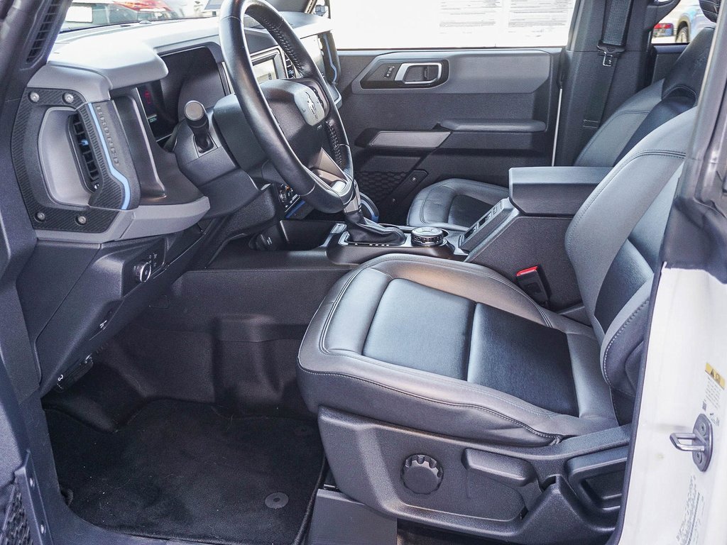 Used 2022 Ford Bronco Black Diamond image 18