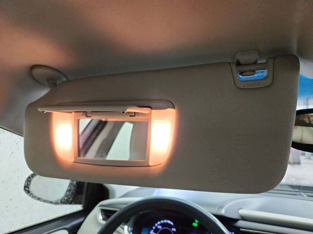 Used 2013 Toyota Avalon XLE Premium image 26