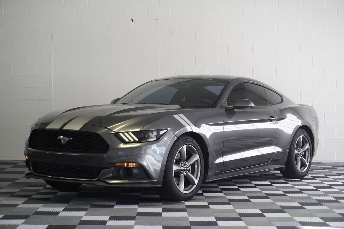 Used 2015 Ford Mustang Coupe