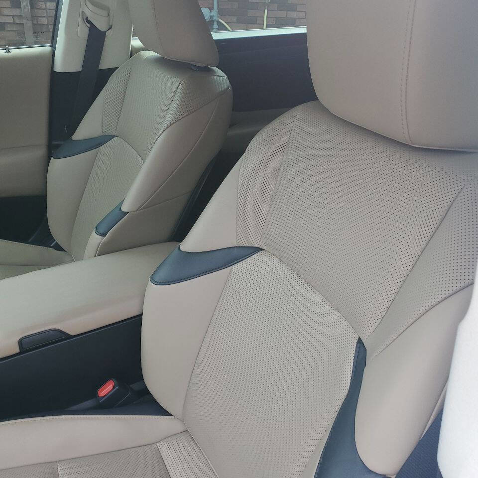 Used 2021 Lexus ES 300h w/ Premium Package image 10