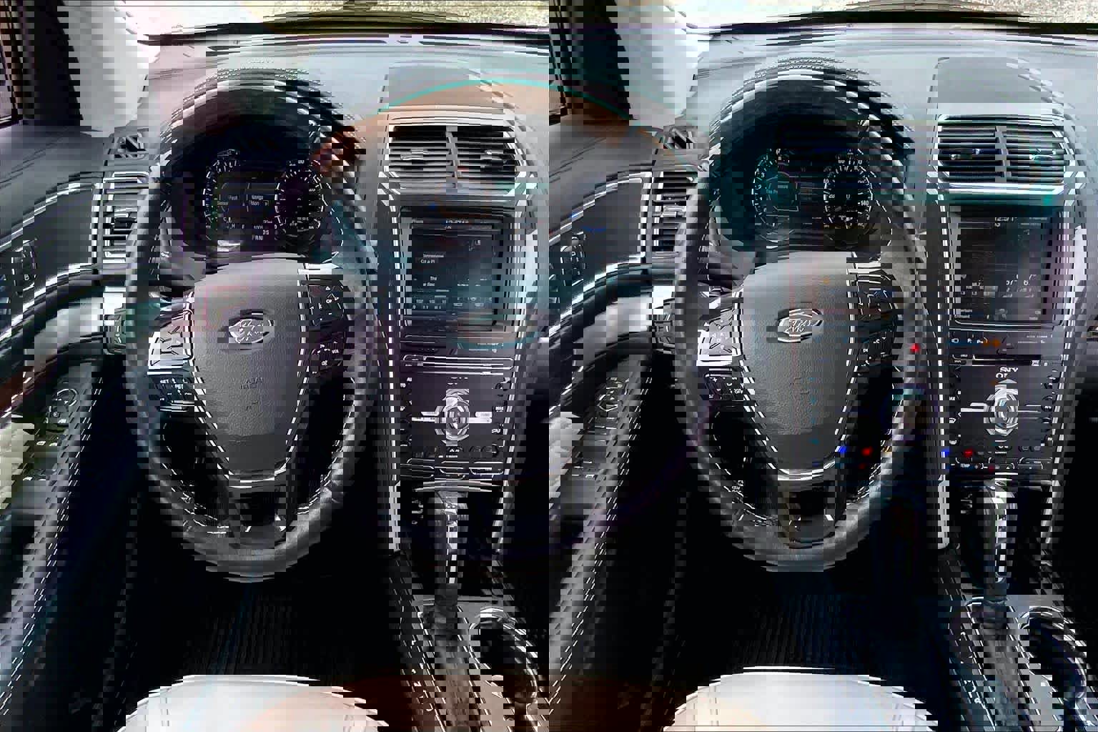 Used 2016 Ford Explorer Platinum image 6