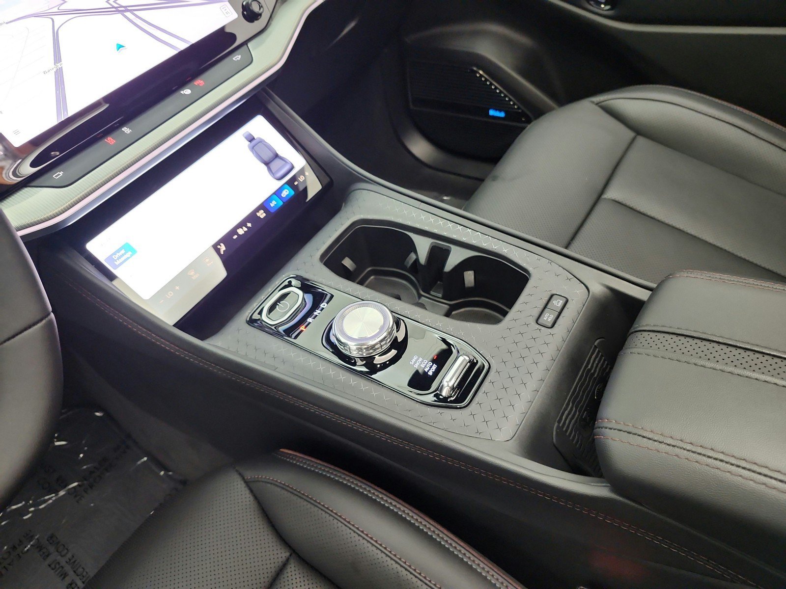 Used 2024 Jeep Wagoneer Launch Edition AWD/4WD image 11