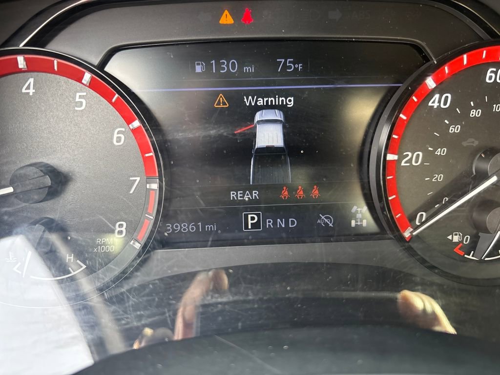 Used 2024 Nissan Frontier PRO-4X image 16