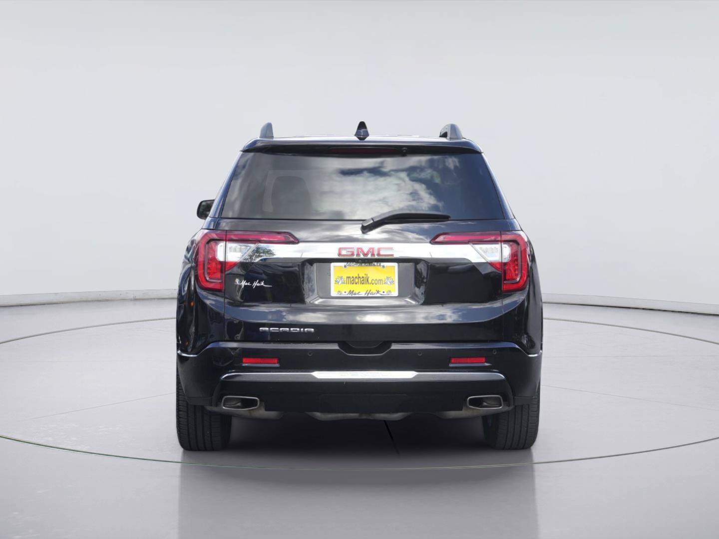 Used 2023 GMC Acadia Denali w/ Denali Ultimate Package FWD image 7