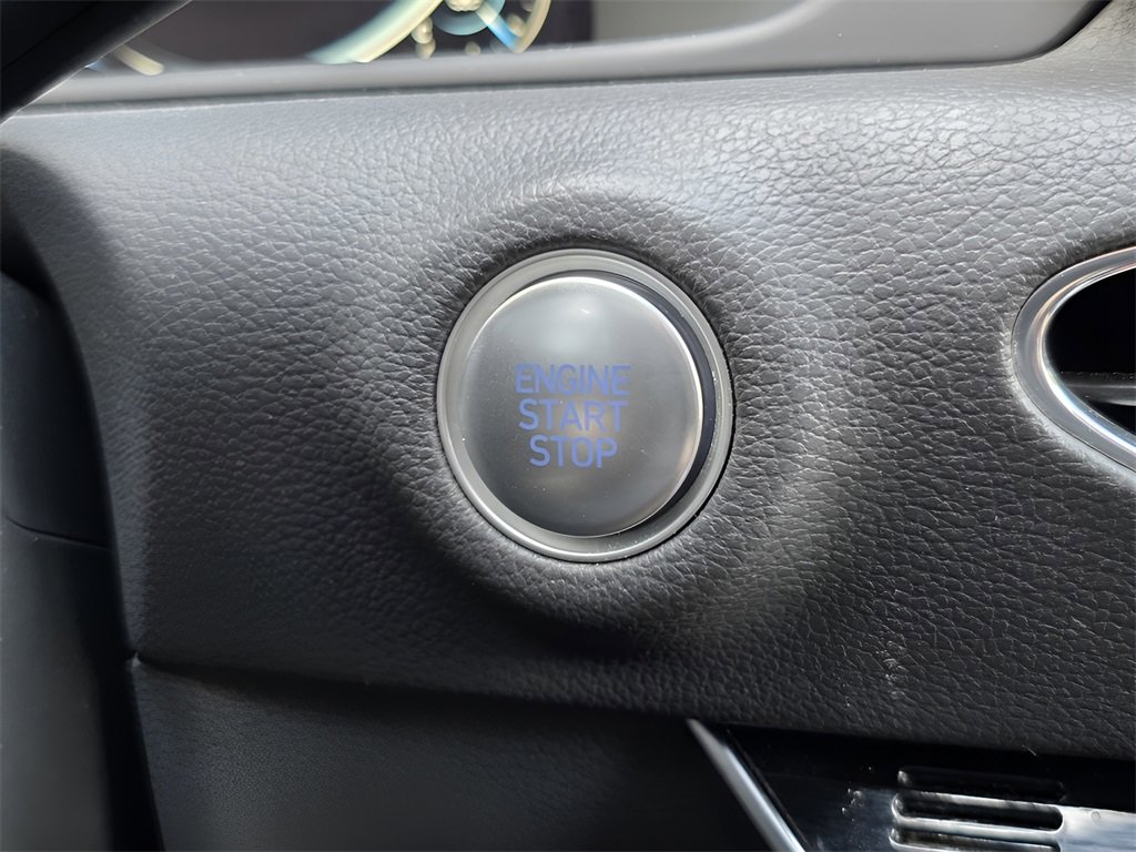 Used 2022 Hyundai Sonata Limited image 28