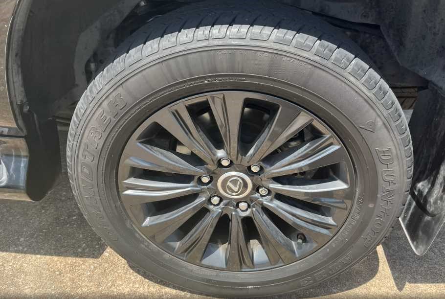Used 2021 Lexus GX 460 Luxury w/ Sport Design Package AWD/4WD image 7