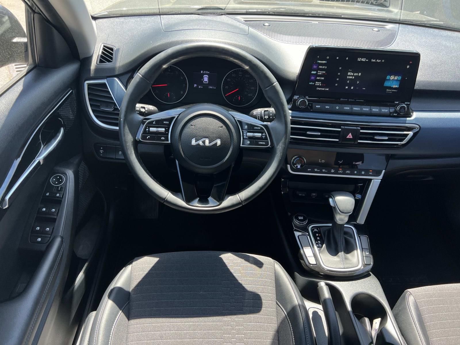 Used 2023 Kia Seltos S w/ Navigation Package image 23