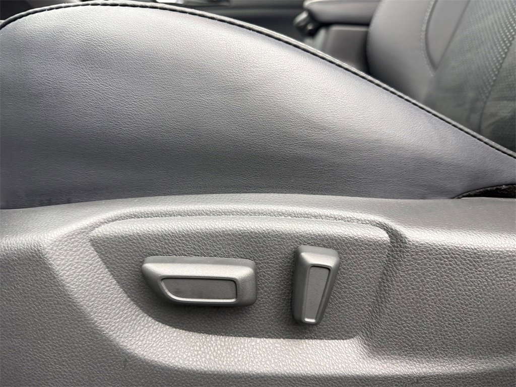 New 2026 Mitsubishi Eclipse Cross Black Edition image 13