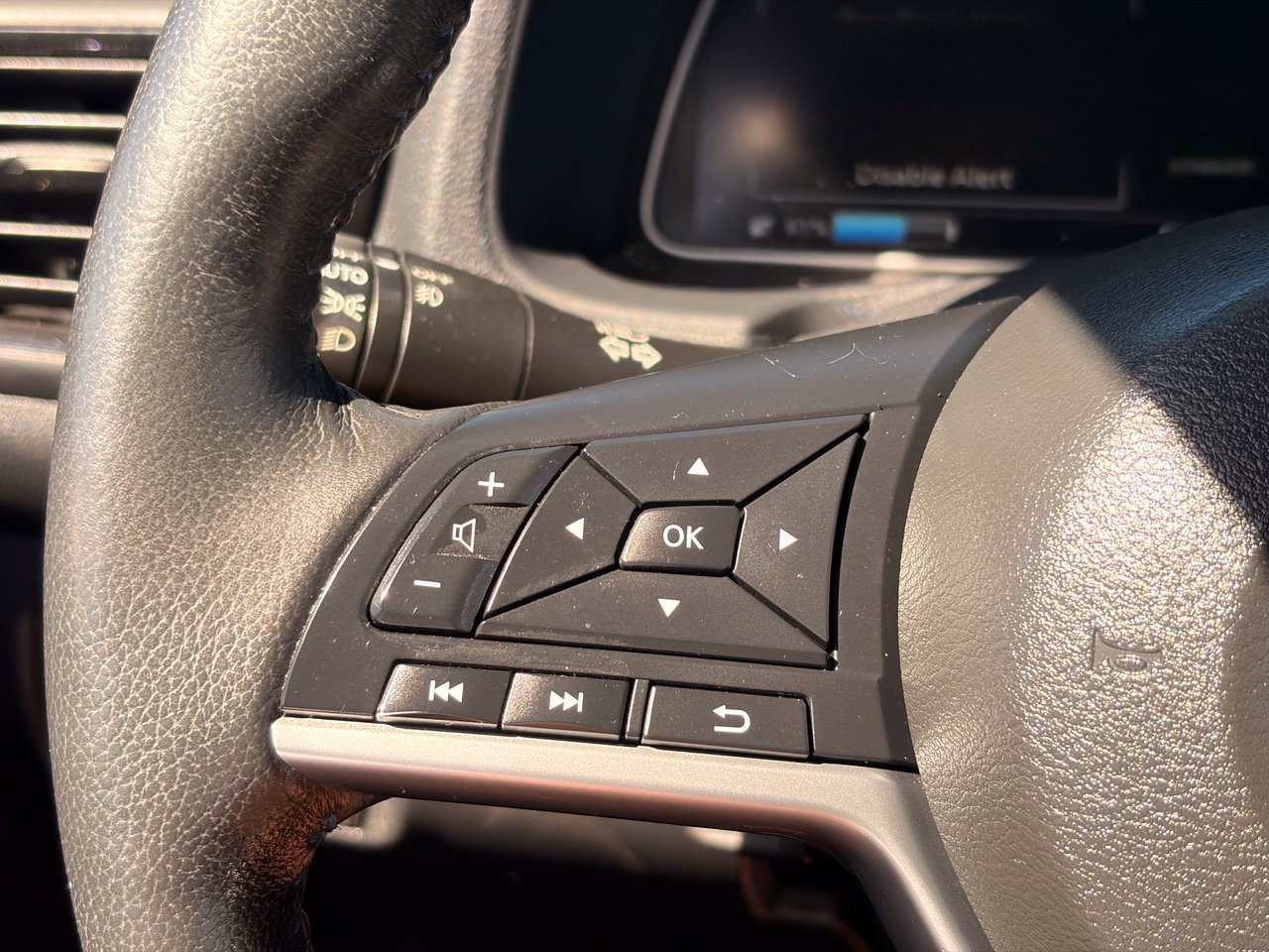 Used 2019 Nissan Leaf SL Plus FWD image 27