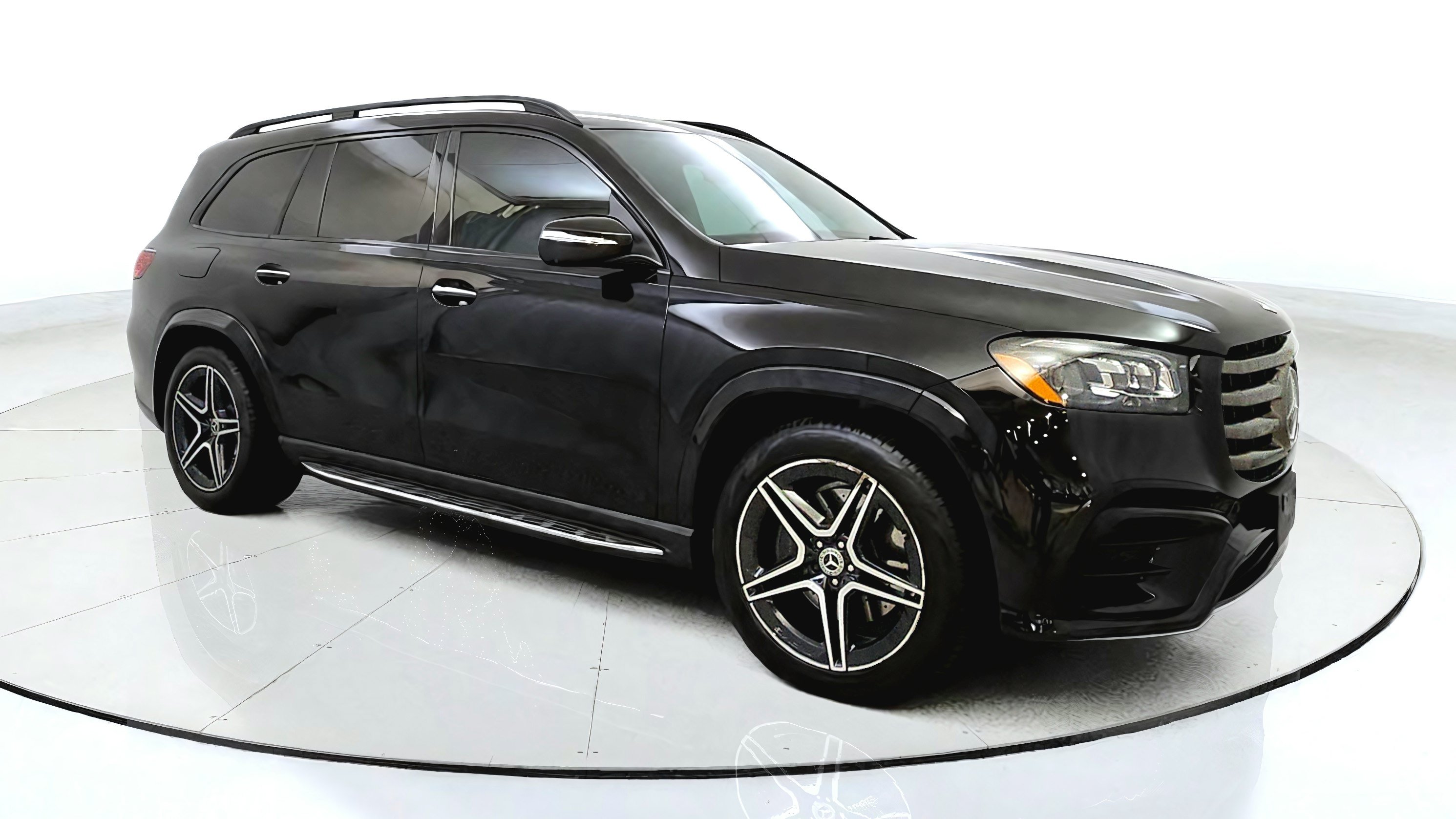 Used 2024 Mercedes-Benz GLS 450 4MATIC w/ AMG Line Exterior