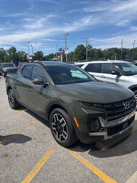 Used 2025 Hyundai Santa Cruz Limited AWD/4WD image 1