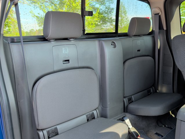 Used 2013 Nissan Frontier PRO-4X image 17