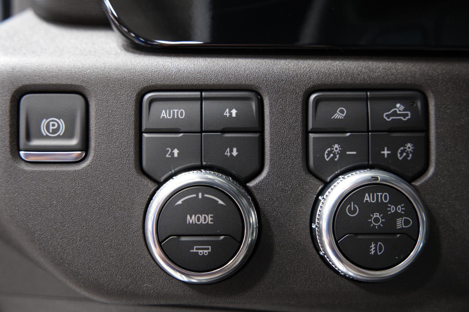 New 2026 GMC Sierra 2500 SLT w/ SLT Premium Package image 31