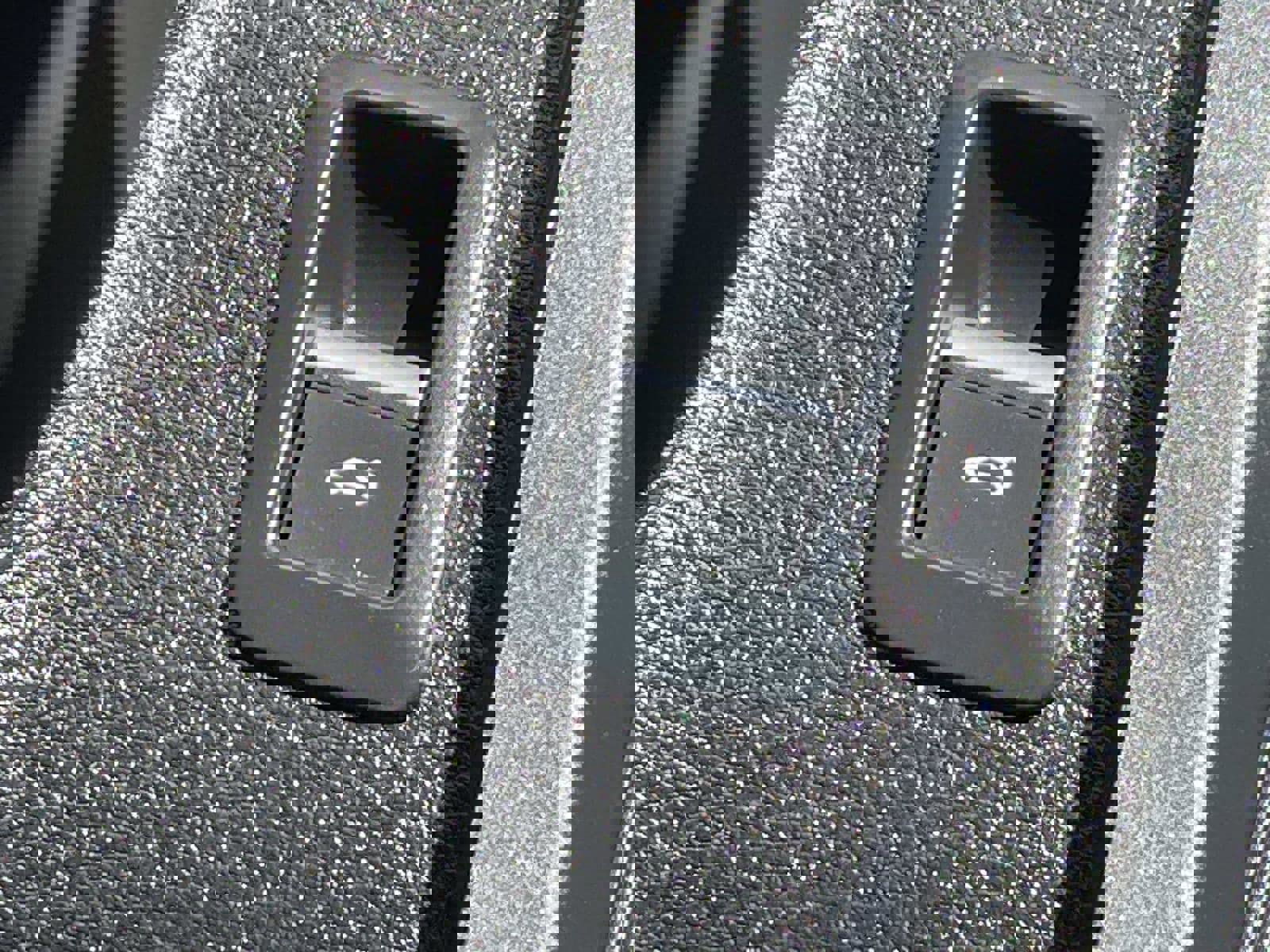 Used 2021 Audi Q5 Prestige w/ Prestige Package image 19