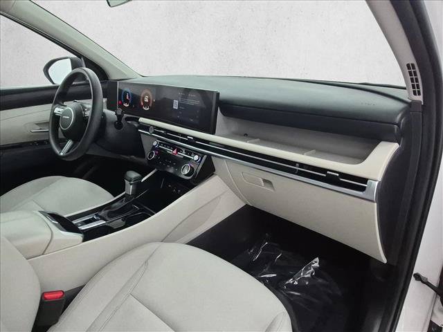 Used 2025 Hyundai Tucson SEL FWD image 24