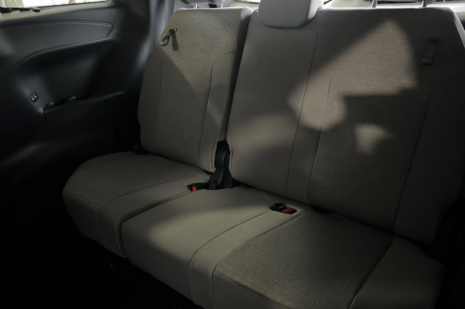 New 2026 Toyota Sienna LE image 17