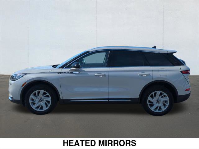 Used 2022 Lincoln Corsair FWD image 2