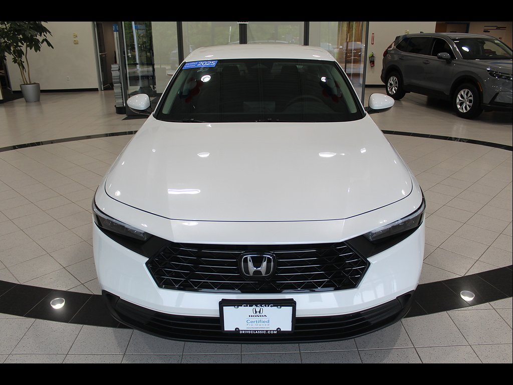 Certified 2025 Honda Accord LX image 2