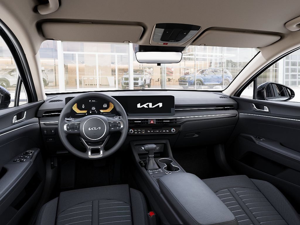 New 2026 Kia K5 LXS FWD image 15