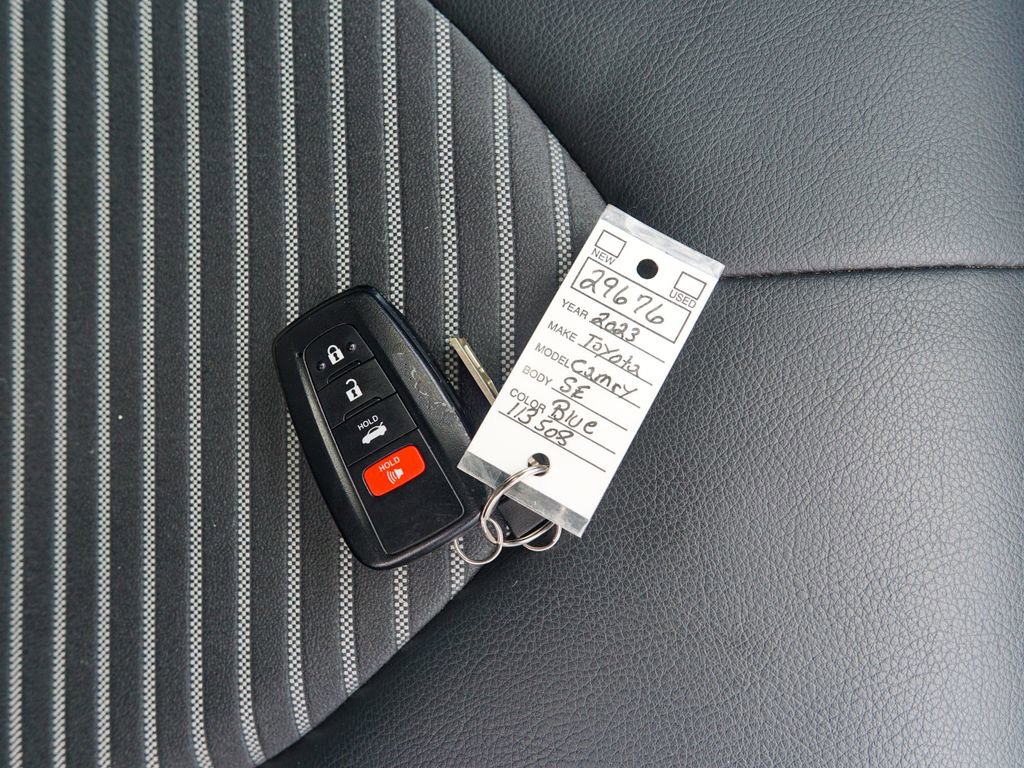 Used 2023 Toyota Camry SE w/ Convenience Package FWD image 30