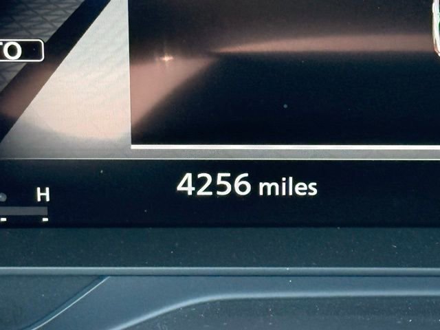 Certified 2025 Nissan Pathfinder Platinum image 36