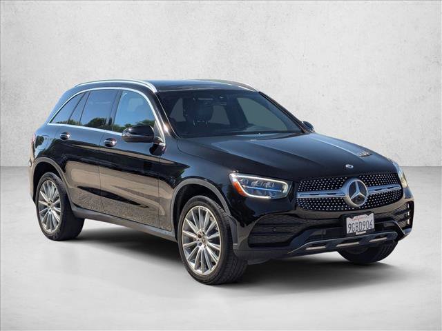 Used 2020 Mercedes-Benz GLC 300 4MATIC image 3
