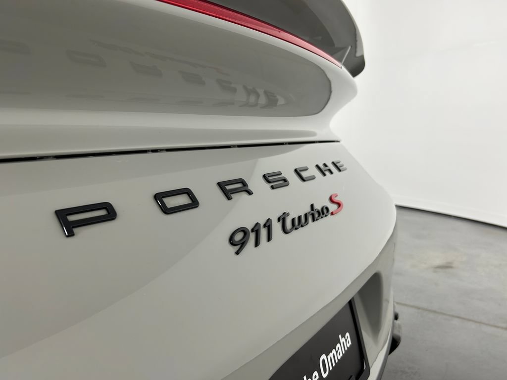 Certified 2019 Porsche 911 4 Coupe AWD/4WD image 12