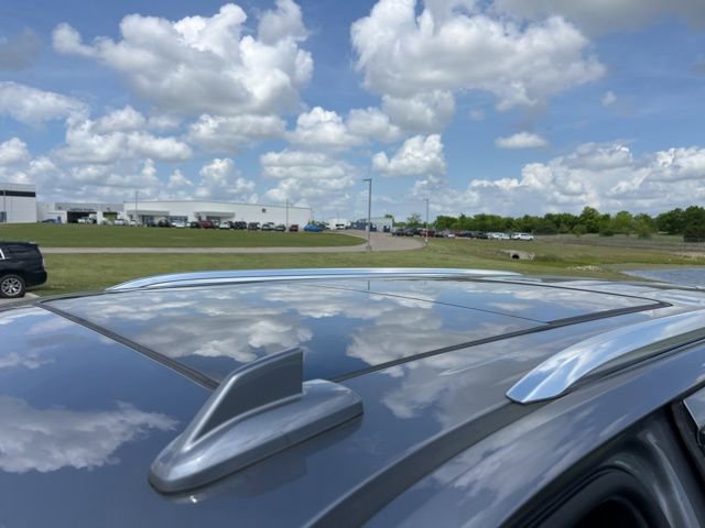 Used 2021 GMC Yukon Denali w/ Denali Ultimate Package image 13