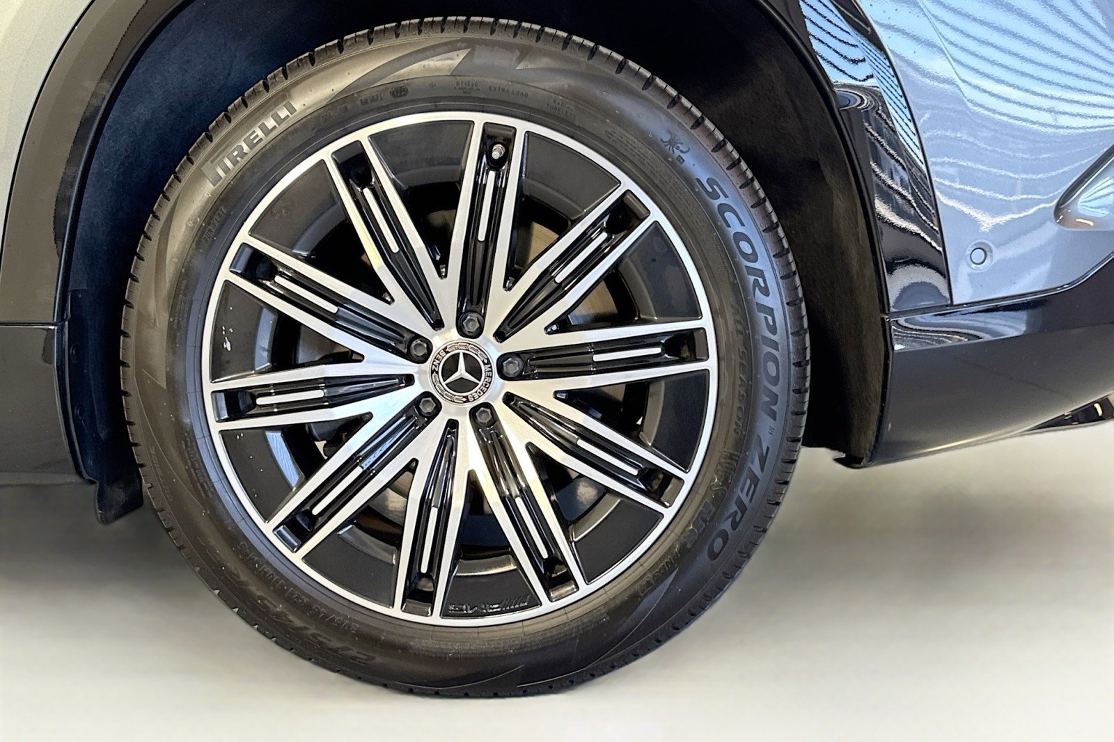 Certified 2023 Mercedes-Benz EQS 450+ 4MATIC SUV image 29