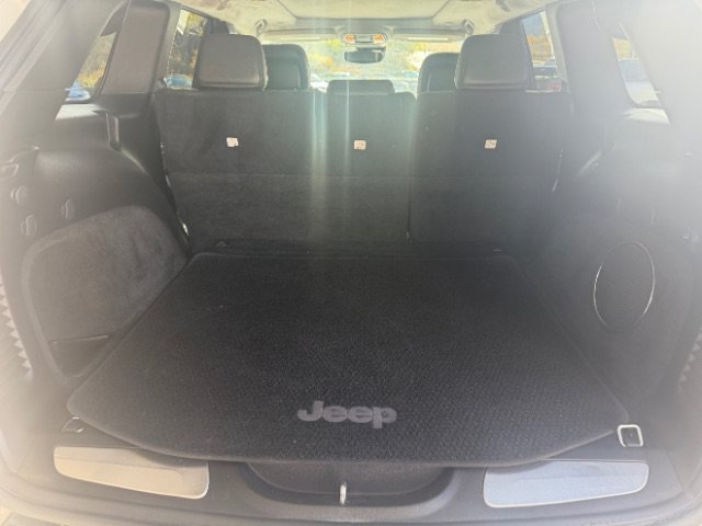 Used 2019 Jeep Grand Cherokee Summit w/ Platinum Series Group AWD/4WD image 22